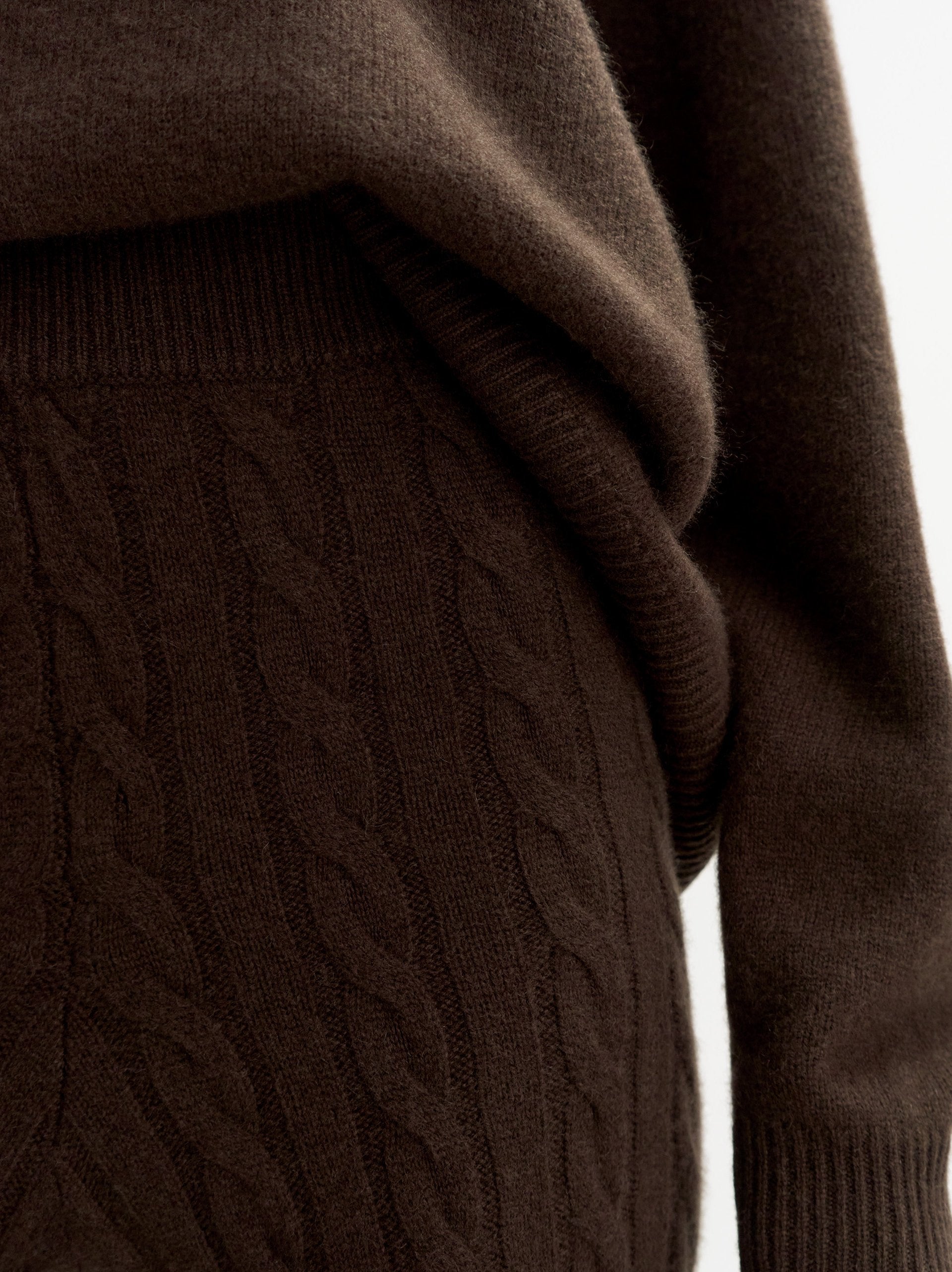 Soft Goat Cable Knit Pants