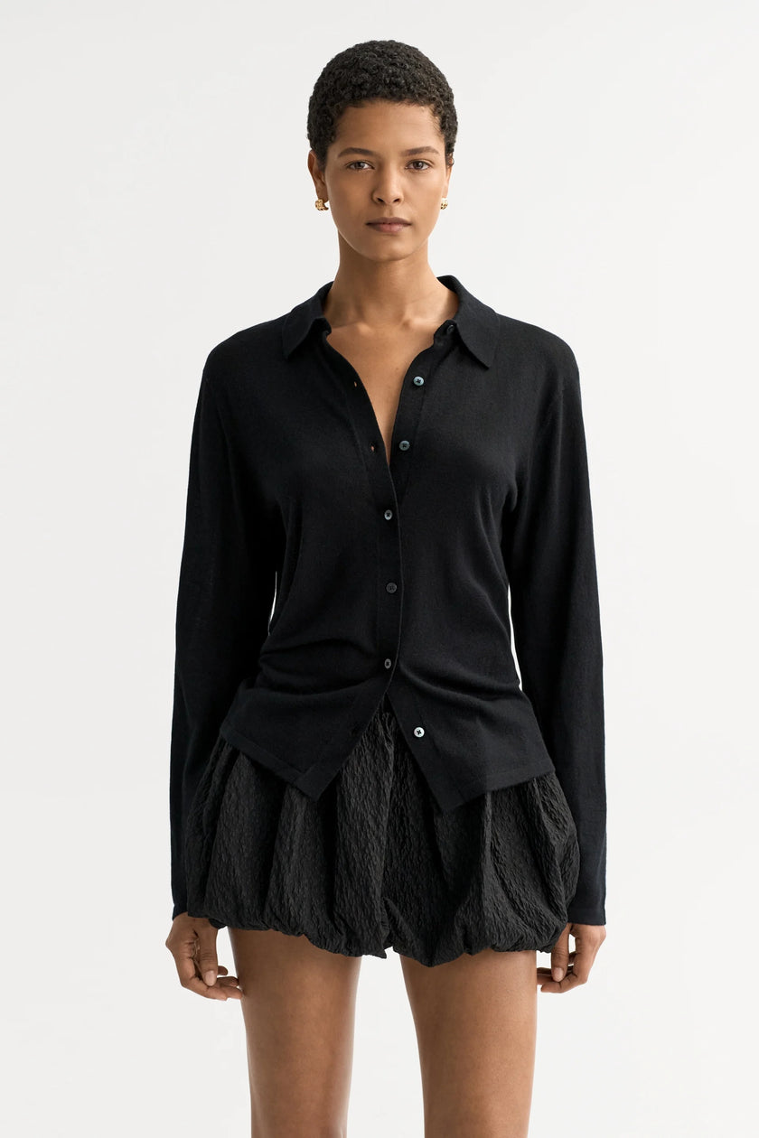 Soft Goat Featherlight Shirt in Black