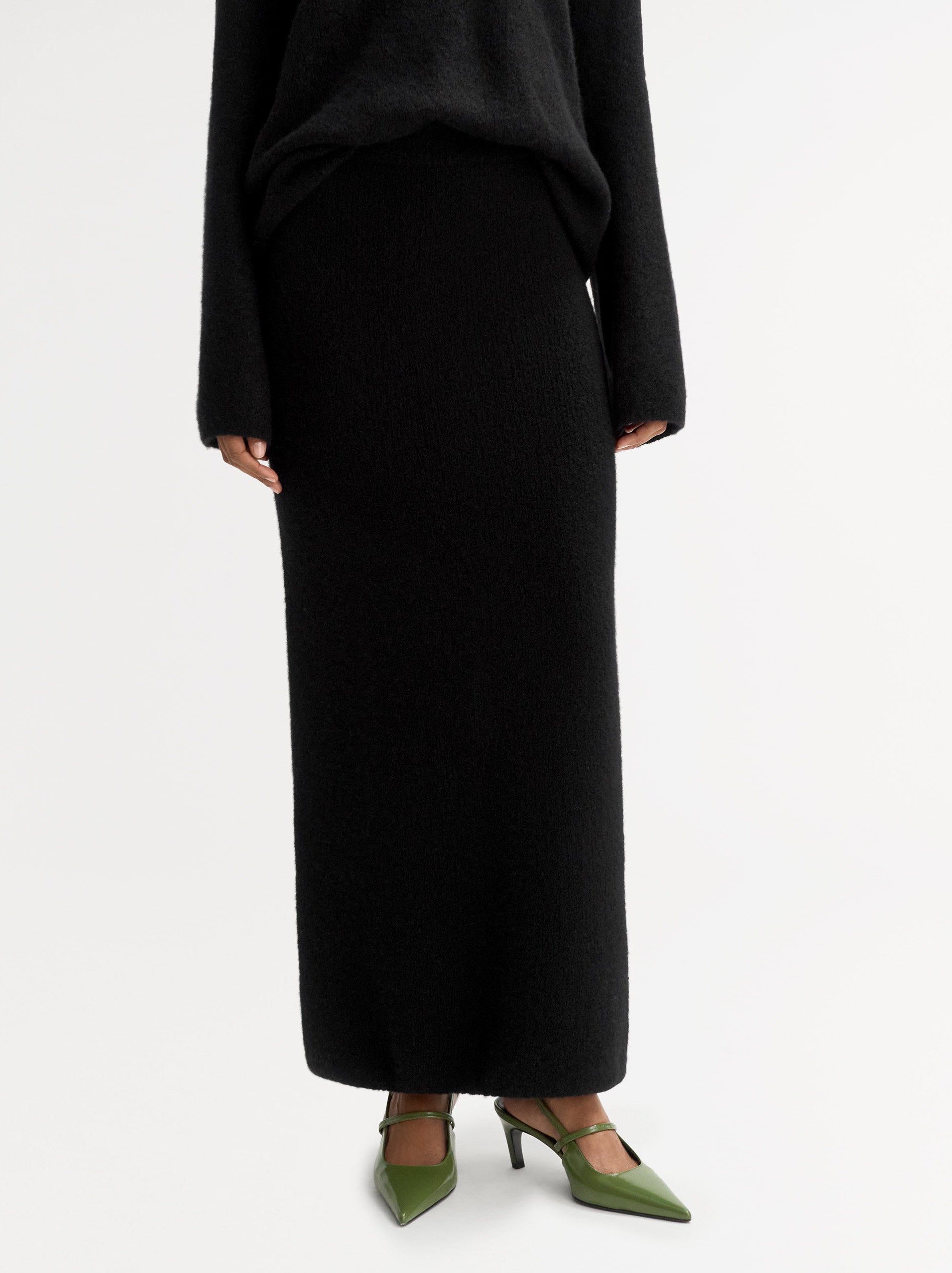 Soft Goat Boucle Skirt Black