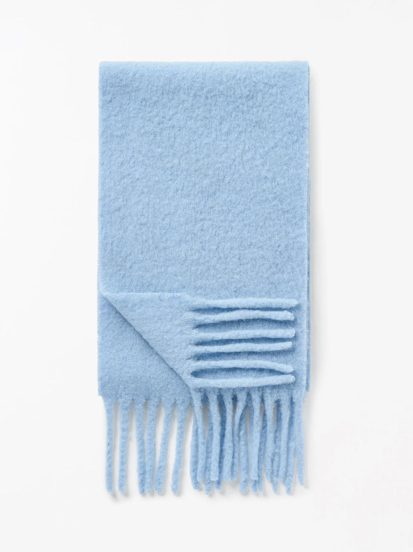 Soft Goat wool scarf with fringe