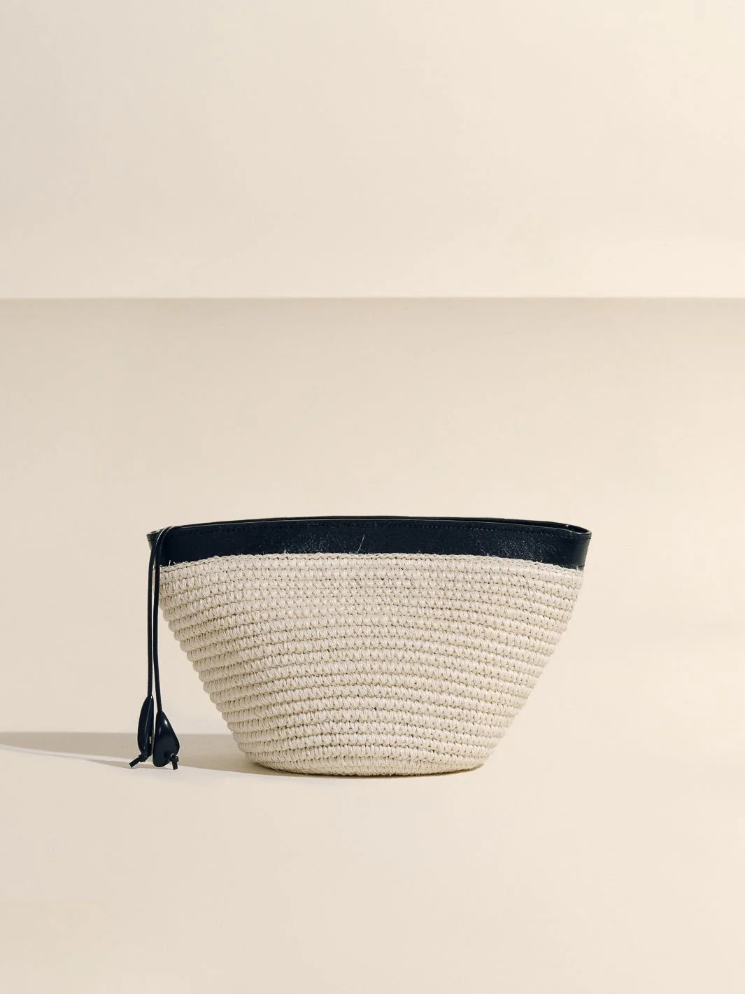 The Medium Zip Clutch in Handwoven Fique