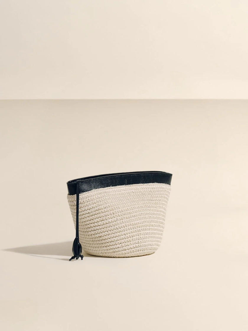 The Medium Zip Clutch in Handwoven Fique