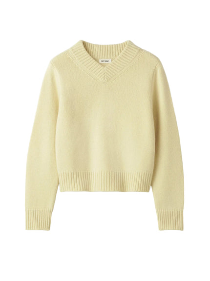Soft Goat Chunky V-Neck  Cashmere Sweater