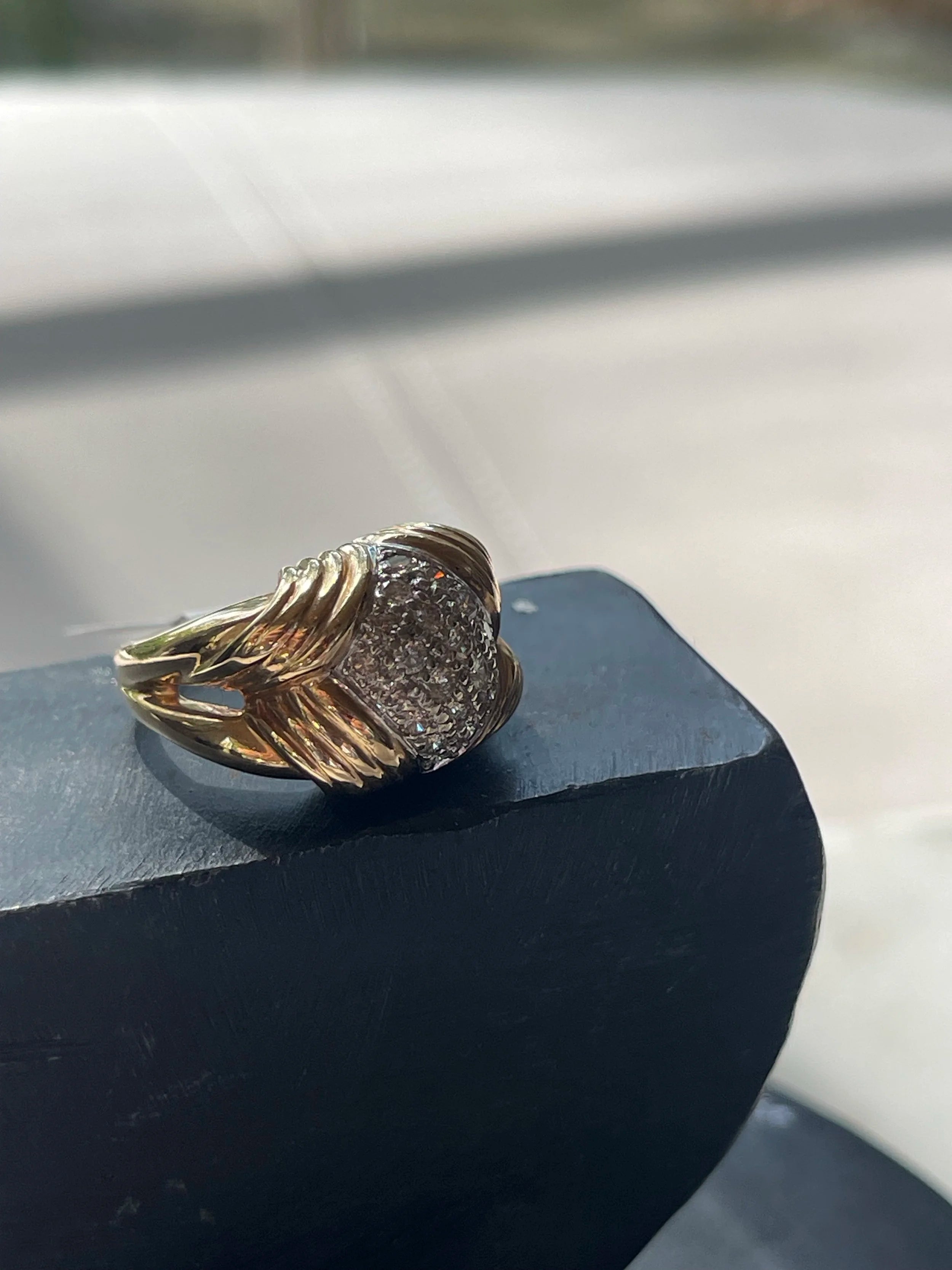 Vintage Gold and Diamond Ring