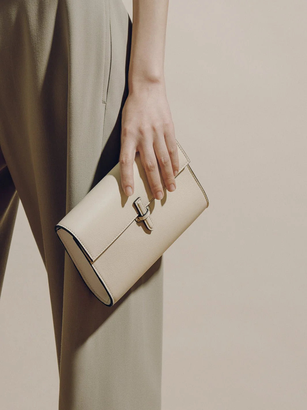 The Small Soft Clutch in Nappa