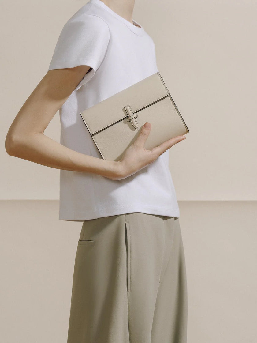 The Small Soft Clutch in Nappa