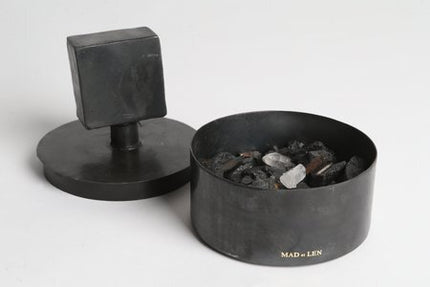 Black Champaka Lava Crystal Totem Demi-Lune Potpourri